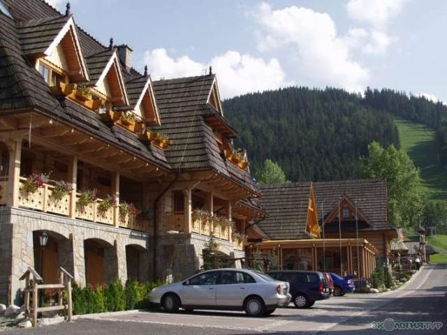 Nosalowy Dwór
